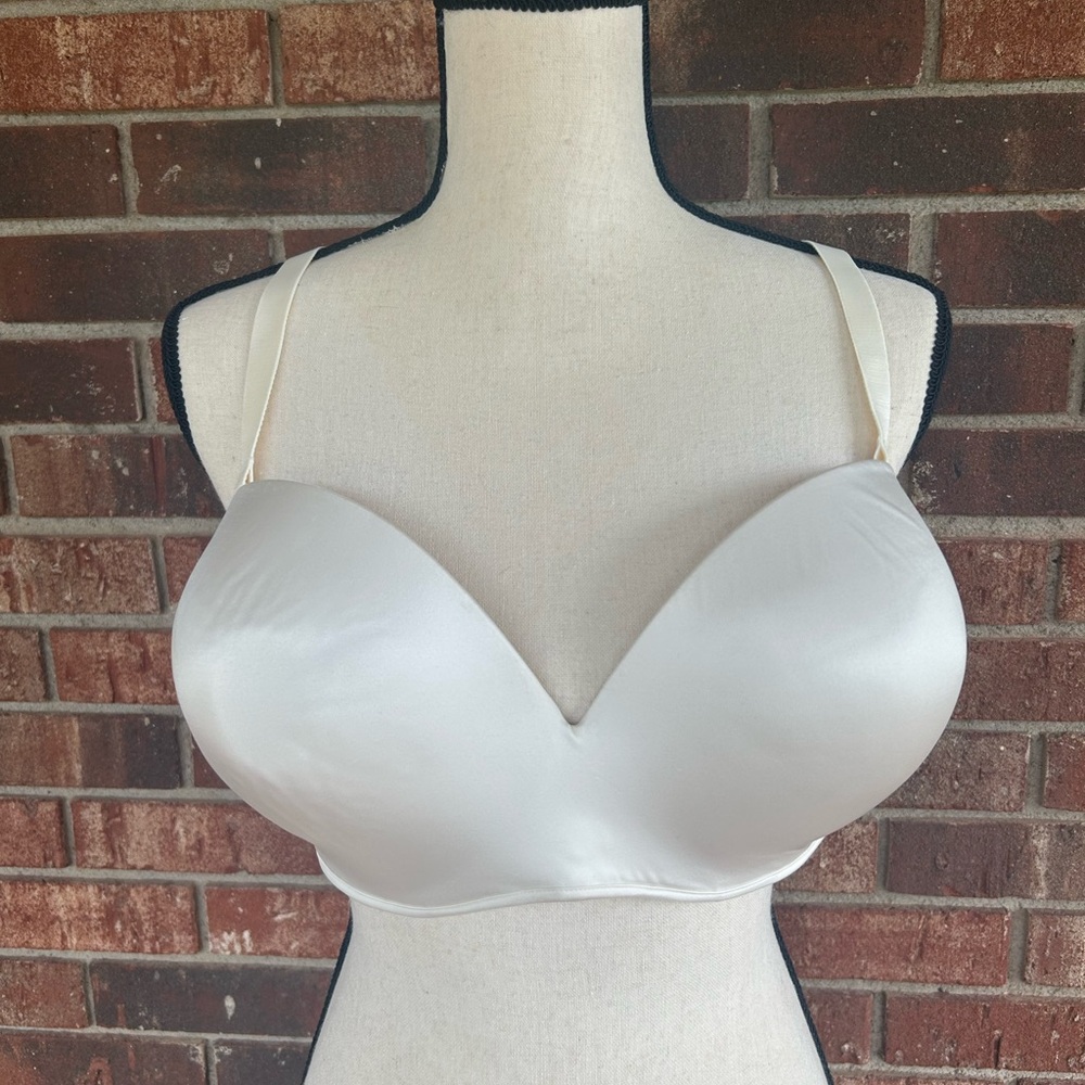 Cacique Multi-way Strapless Bra